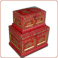 Nepalese Trunk Set
