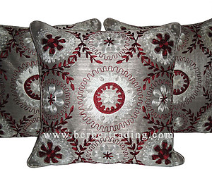 Roman pillow