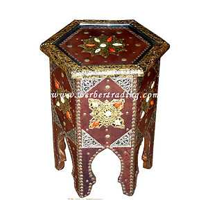 Amlil Corner Table