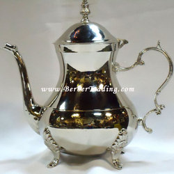 Farah Tea Pot